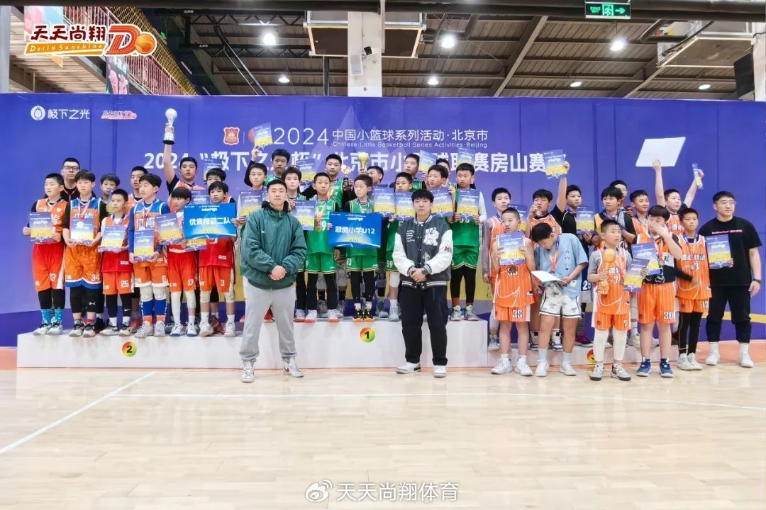 借助运动心理学家指导篮球运动员减压的方案_0